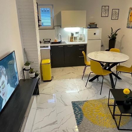 Apartment Grgo Biograd Na Moru Esterno foto